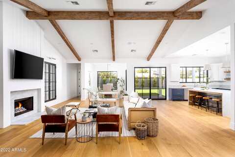 Glenrosa, PHOENIX, AZ 85018