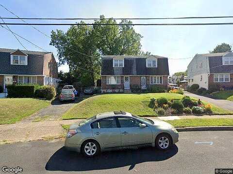 Oak, BROOKHAVEN, PA 19015