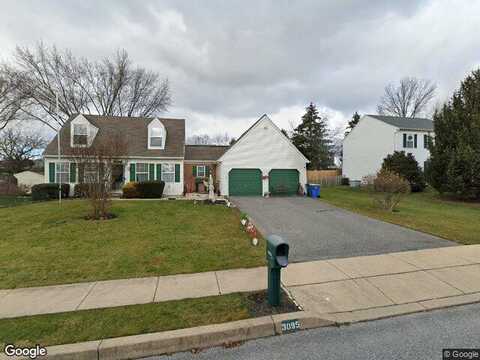 Jodi, DOVER, PA 17315