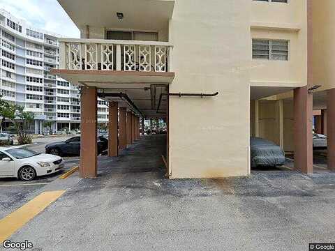 Ocean, HALLANDALE BEACH, FL 33009