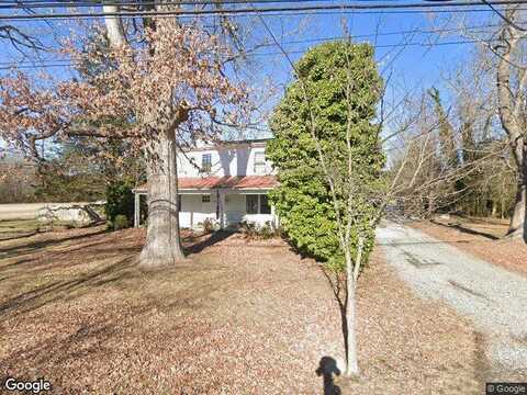 Karen, ASHLAND, VA 23005