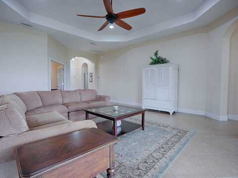 Lake Miona, OXFORD, FL 34484