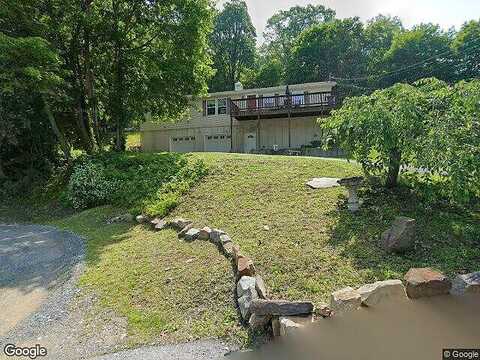 7Th, SLATINGTON, PA 18080