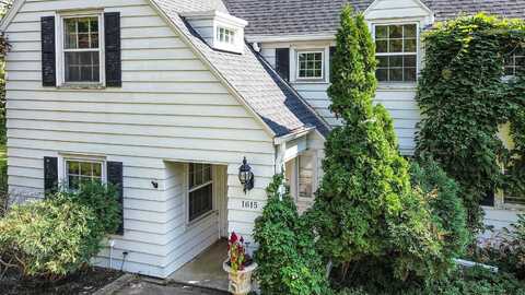 1615 Baltimore St Street, Waterloo, IA 50702