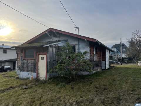 9Th, PORT ANGELES, WA 98363