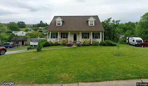 Teila, DALLASTOWN, PA 17313