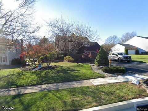 Colonial, NEWTOWN, PA 18940