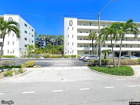 14Th, HALLANDALE BEACH, FL 33009