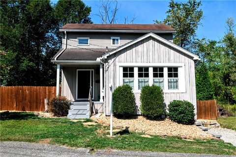 2 Locust Grove, Elizabeth, PA 15047
