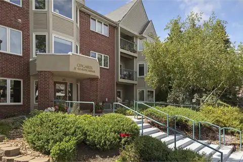 11Th Ave S, Hopkins, MN 55343