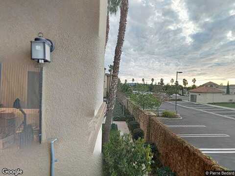 Riverdale Ct, Camarillo, CA 93012