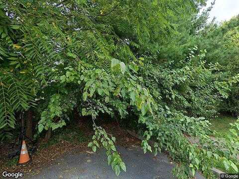 Glenmoor, EASTON, PA 18045