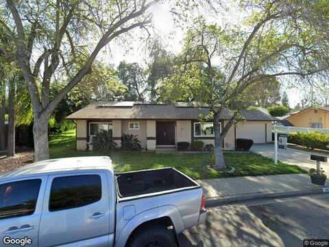 Russell, ESCONDIDO, CA 92025