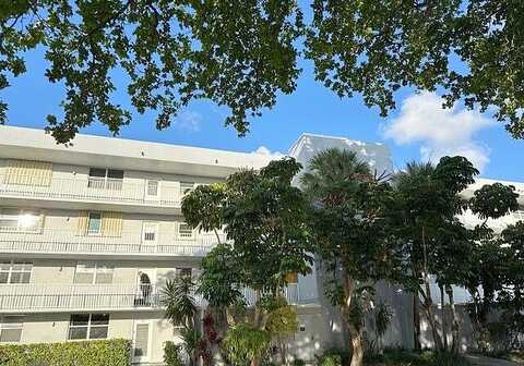 Royal Park Dr, Oakland Park, FL 33309