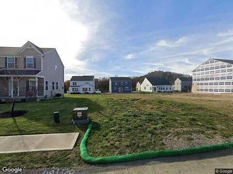 Dana Dr, New Stanton, PA 15639