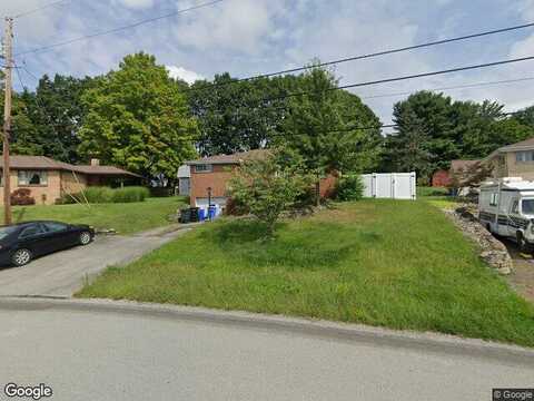 Marcia Dr, North Huntingdon, PA 15642