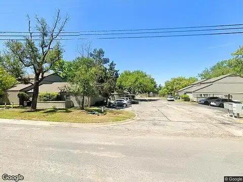 West Ln, Kerrville, TX 78028