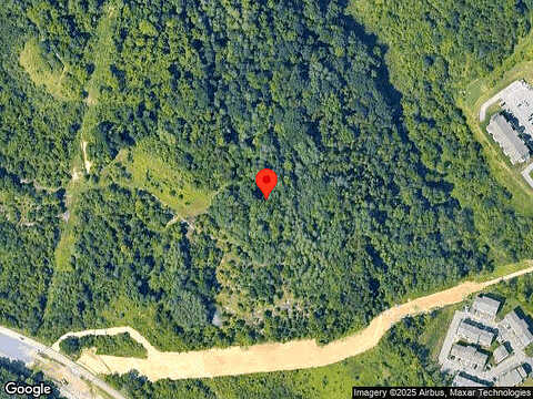 Olivia Dr, Oakdale, PA 15071