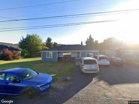 Pine St, Longview, WA 98632