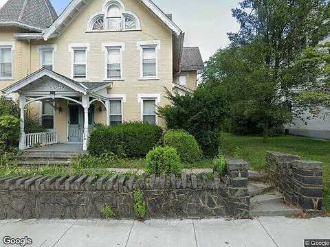 S Main St, Coopersburg, PA 18036
