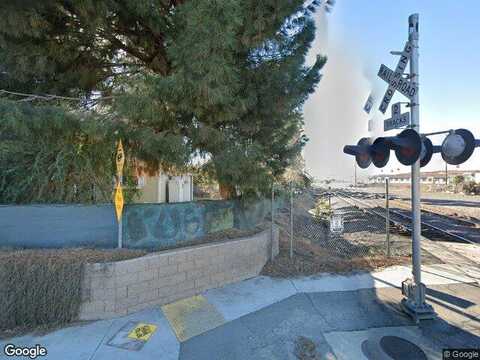 Lakemont Ln, Riverside, CA 92503