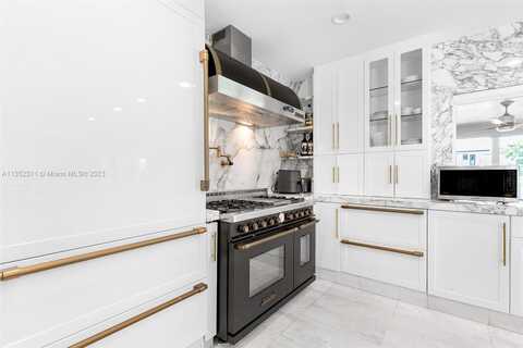 31St, NORTH MIAMI BEACH, FL 33160