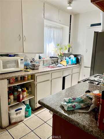 7Th, POMONA, CA 91766
