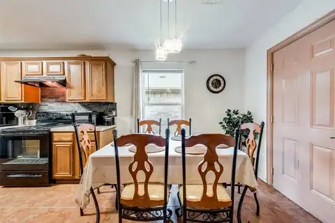 Eagle Heights, DALLAS, TX 75212