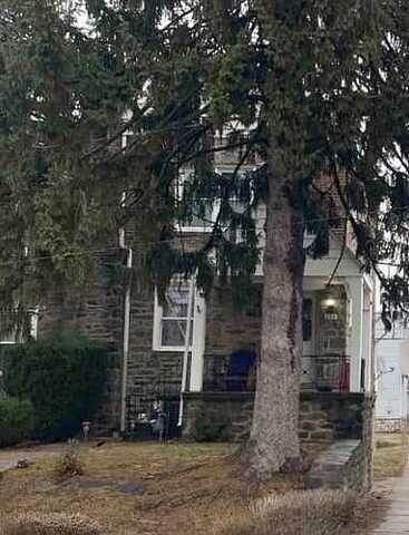 Cedar, UPPER DARBY, PA 19082