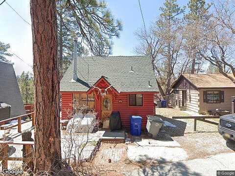 Wanita, BIG BEAR LAKE, CA 92315
