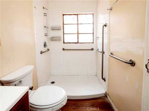 2Nd, AZUSA, CA 91702