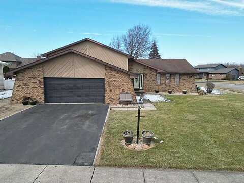 Castlewood, DYER, IN 46311