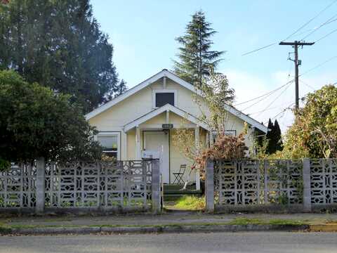 12Th, PUYALLUP, WA 98371