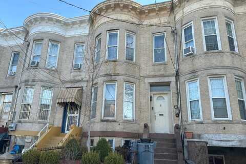 71St, BROOKLYN, NY 11228