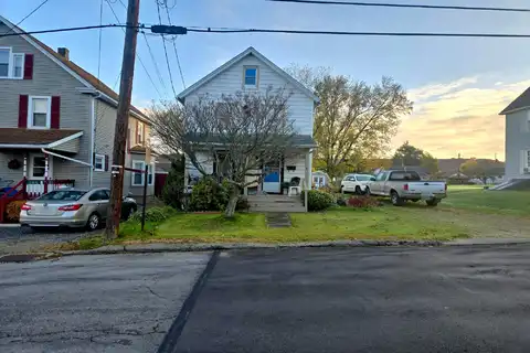 Maple, FRANKLIN, PA 16323