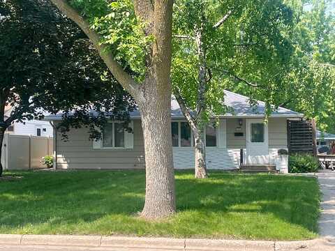 Oak, WACONIA, MN 55387