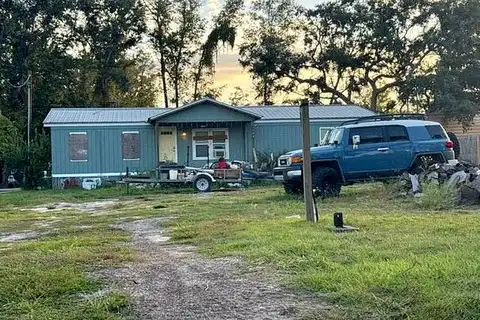 Cypress St Ne, Steinhatchee, FL 32359