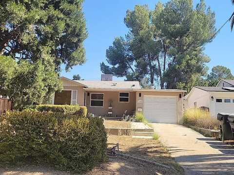 Palm, REDLANDS, CA 92373