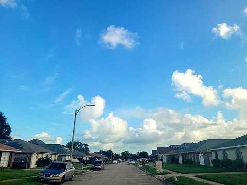 Dalewood, NEW ORLEANS, LA 70126