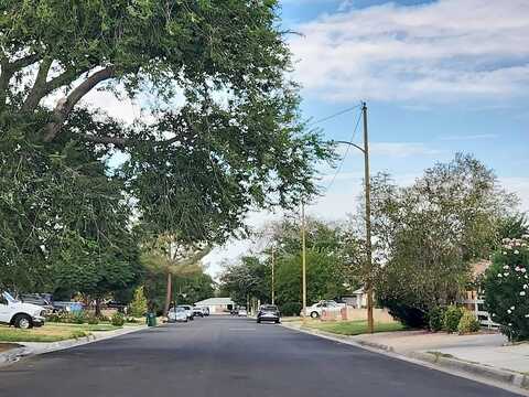 Avenue J10, LANCASTER, CA 93534