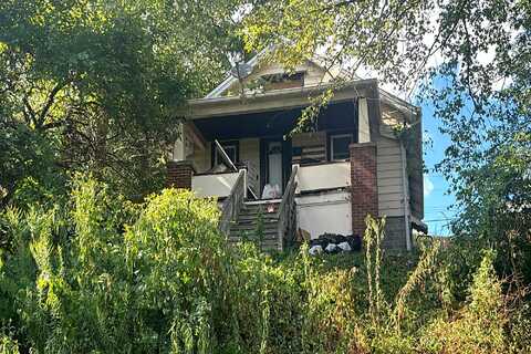 King, PITTSBURGH, PA 15229