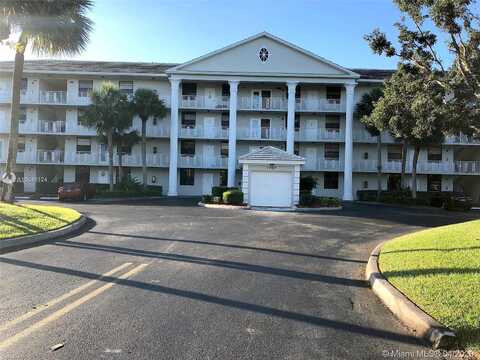 Whitehall Dr, Davie, FL 33324