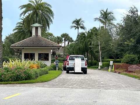 Fownes, JUPITER, FL 33477