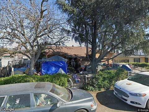 North Myran Avenue, Stockton, CA 95205