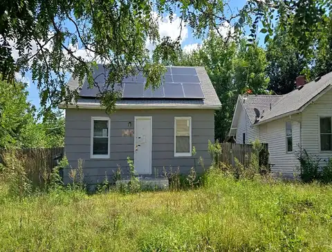 Laura, WICHITA, KS 67211