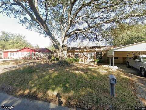 English Oak, PENSACOLA, FL 32526
