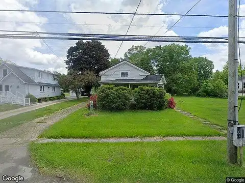Main, ROCK CREEK, OH 44084