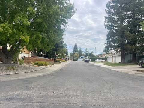 Bridgeford, SACRAMENTO, CA 95834