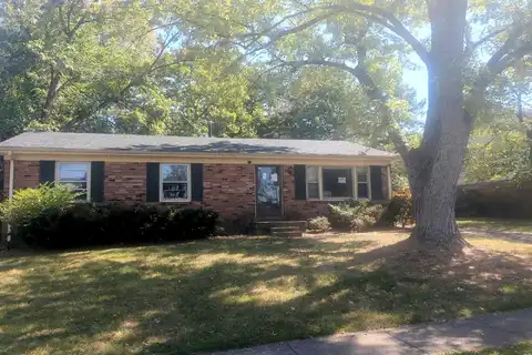Walhampton, LEXINGTON, KY 40517