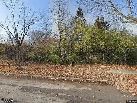 N Raintree Dr, Milwaukee, WI 53223